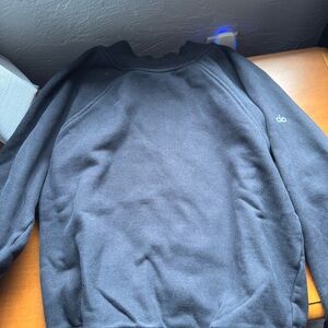 ALO Yoga Black Sweatshirt